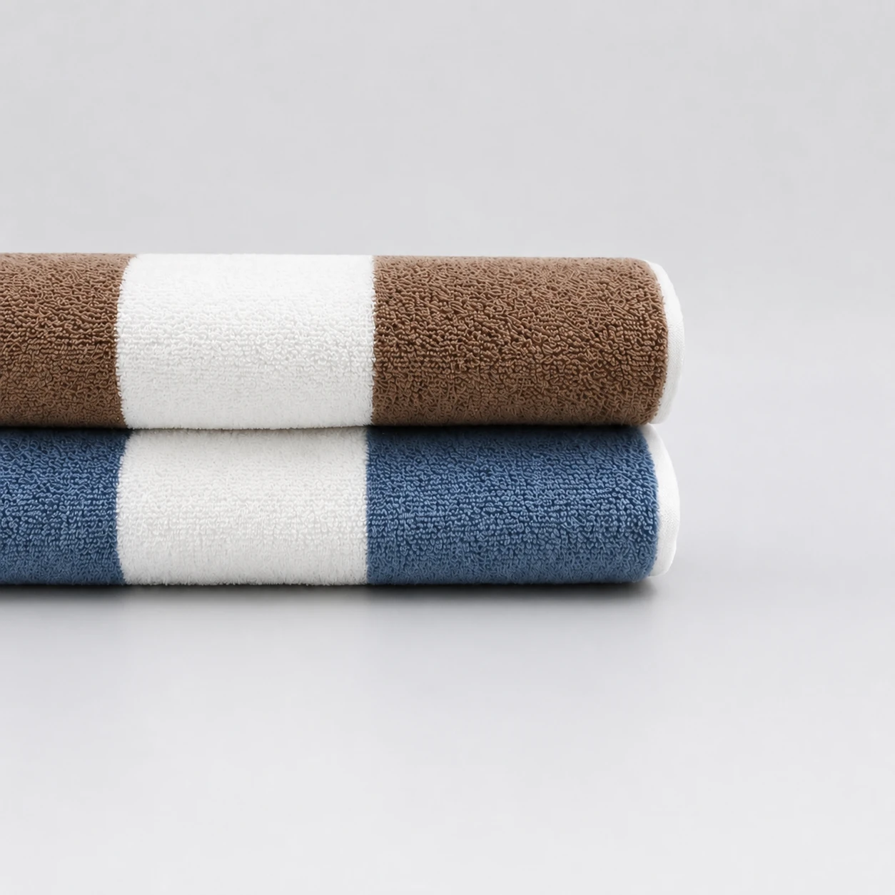 DRAP DE PLAGE PORTOFINO 520 GR RAYE BLEU
