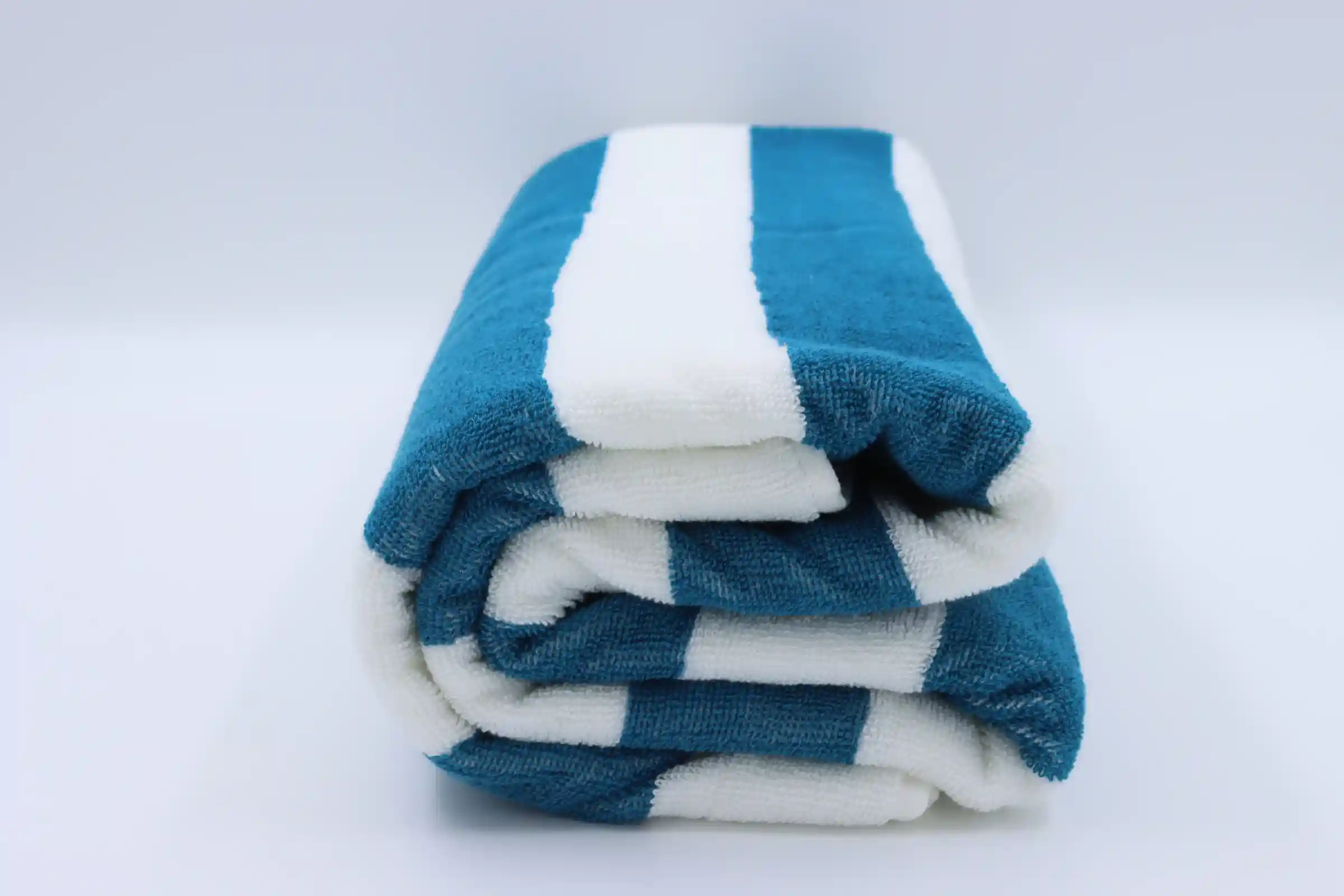 BALI NG DRAP DE PLAGE RAYE BLEU BALINAIS / BLANC