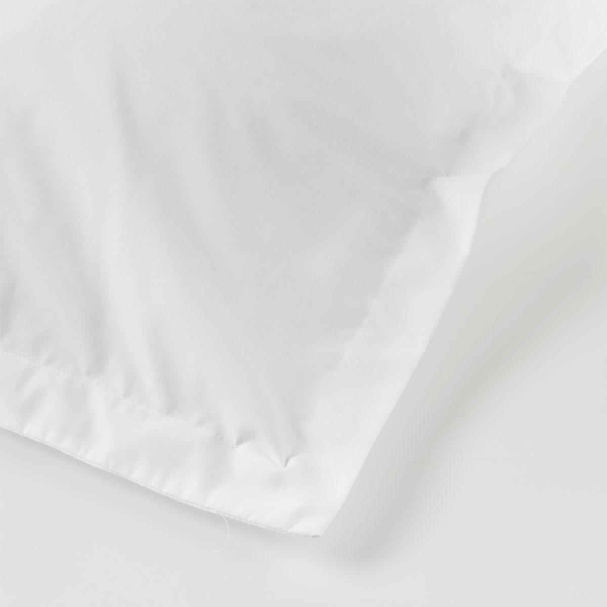 Taie d'oreiller Euroval + en volant piqué